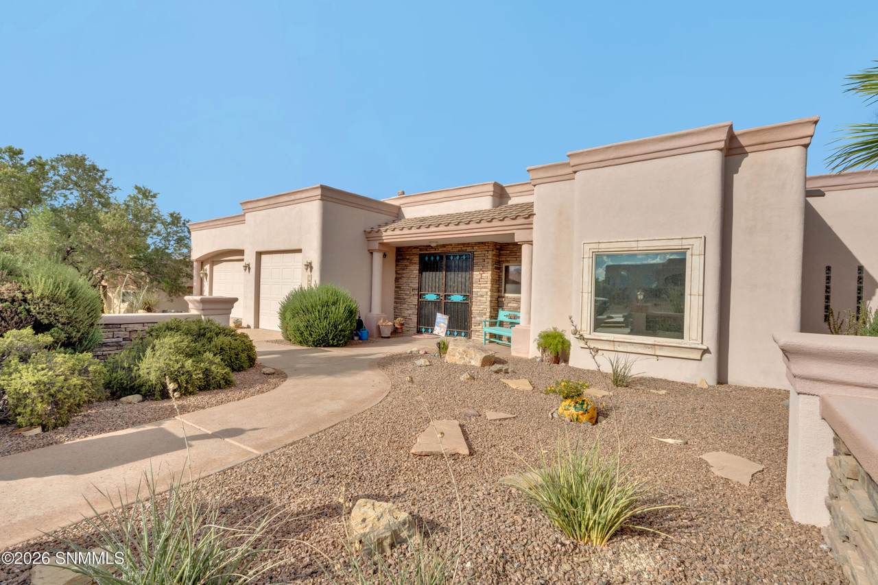 https://bt-photos.global.ssl.fastly.net/lascruces/1280_boomver_1_2602783-2.jpg