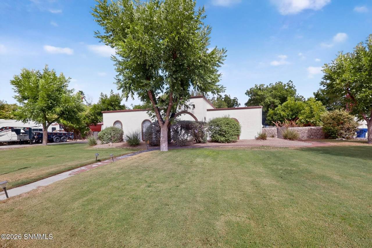 https://bt-photos.global.ssl.fastly.net/lascruces/1280_boomver_1_2602825-2.jpg