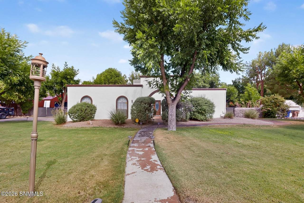 https://bt-photos.global.ssl.fastly.net/lascruces/1280_boomver_1_2602825-2.jpg