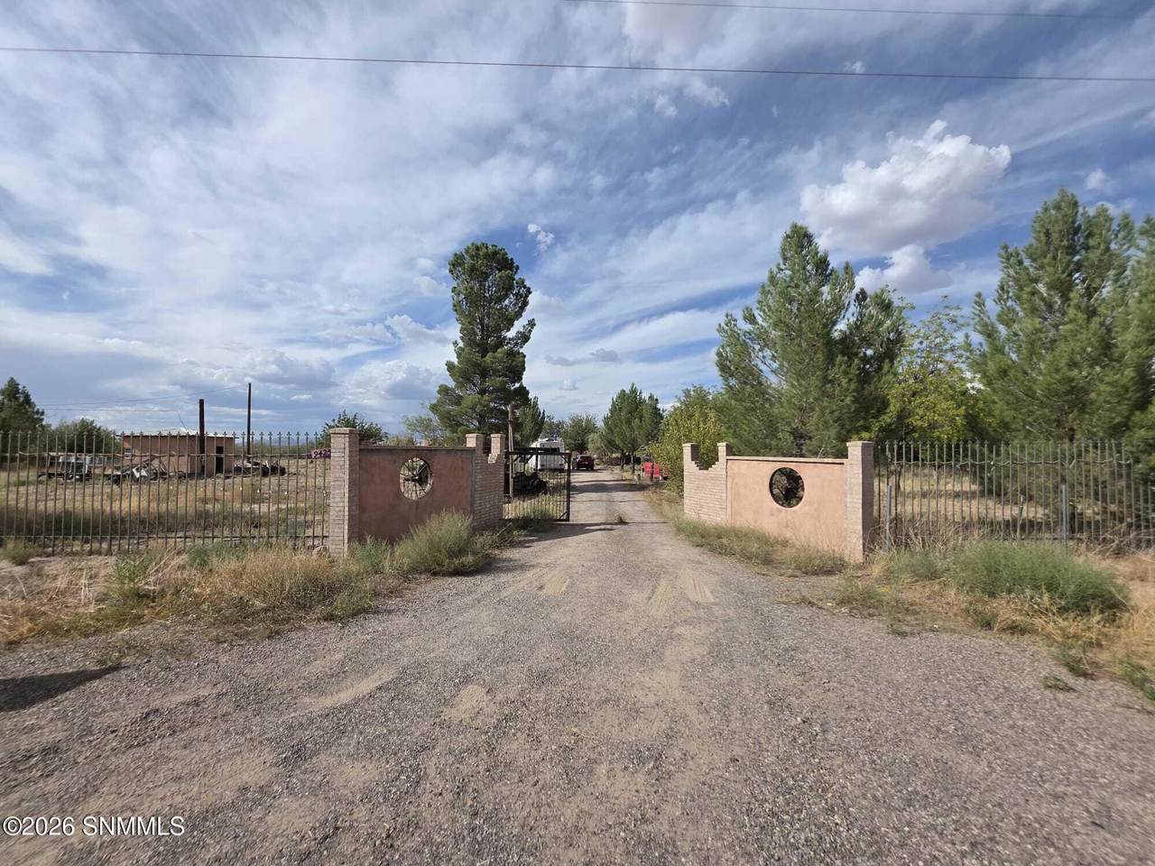 https://bt-photos.global.ssl.fastly.net/lascruces/1280_boomver_1_2602841-2.jpg