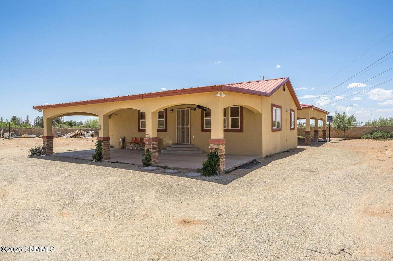 https://bt-photos.global.ssl.fastly.net/lascruces/1280_boomver_1_2603066-2.jpg