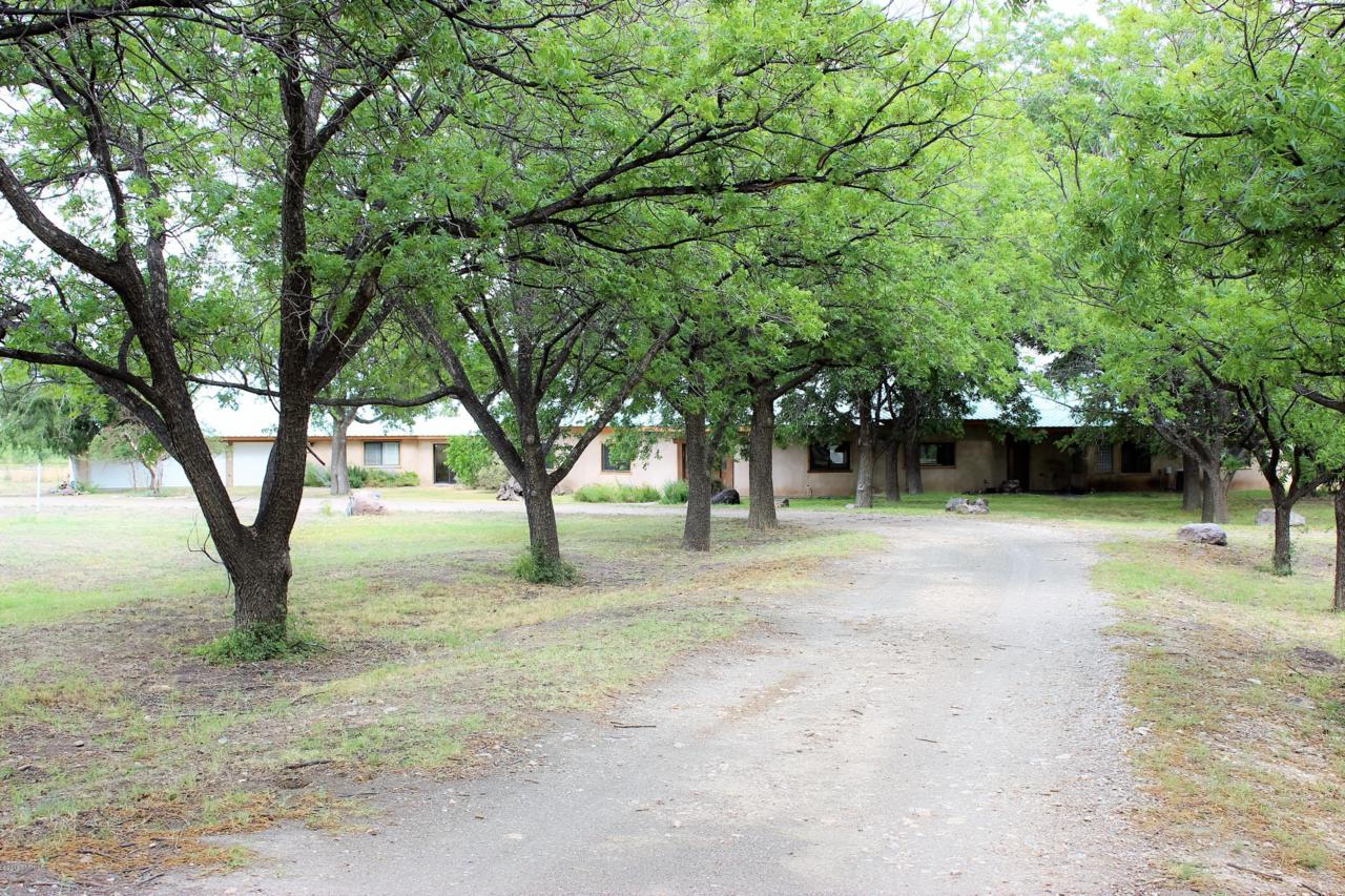 122 Heritage Rd. - Photo 1