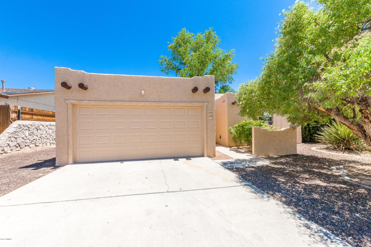 952 Pinedale Avenue - Photo 1