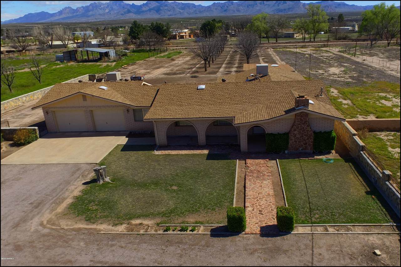8825 Main Street - Photo 1