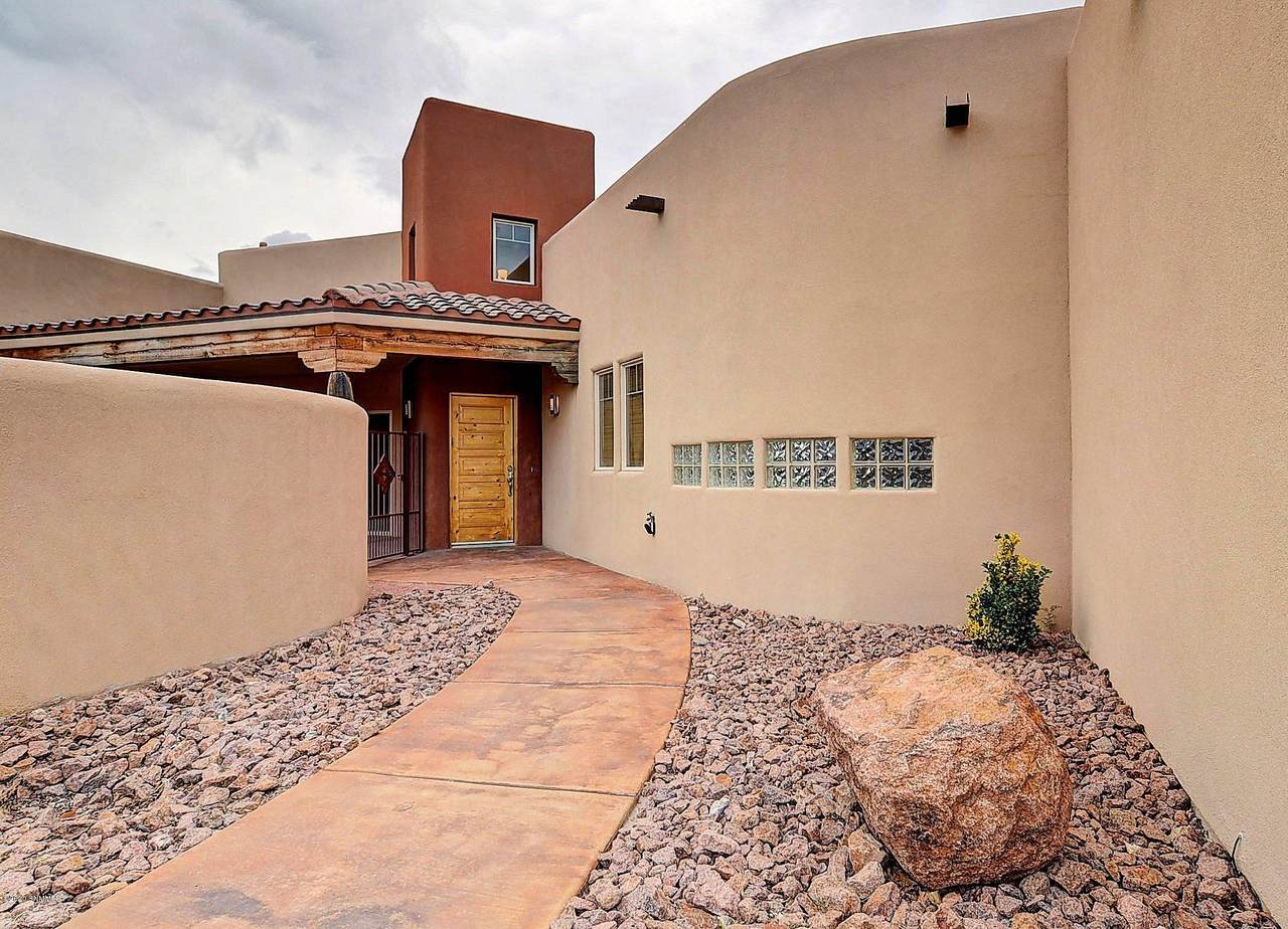 2601 Poco Lomas Court - Photo 1