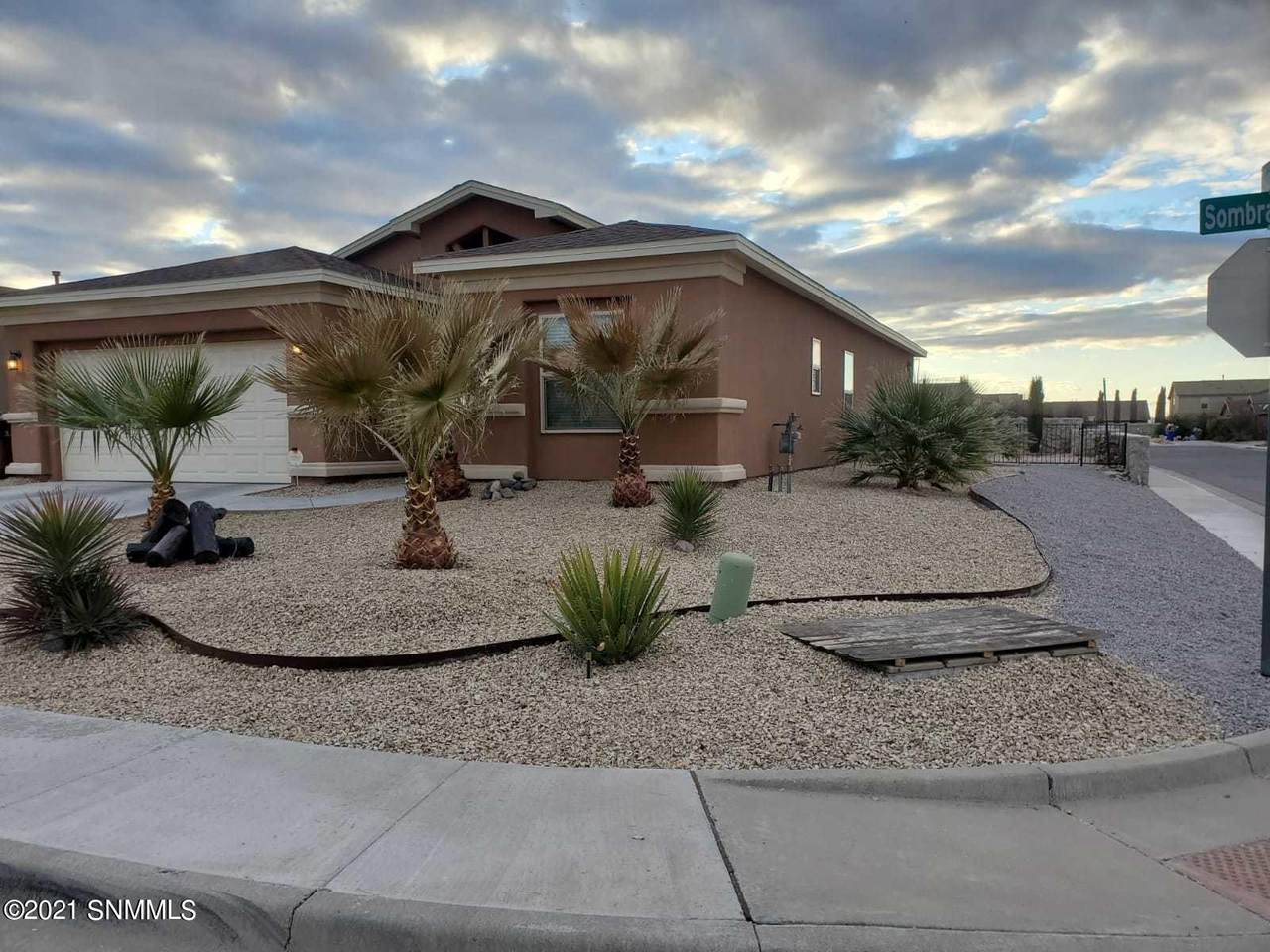 5455 Sombra Azul Street - Photo 1