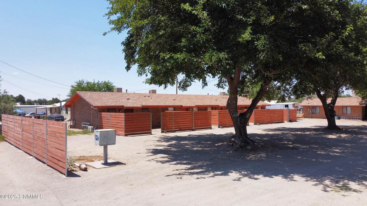 3820 Calle De Las Margaritas - Photo 1