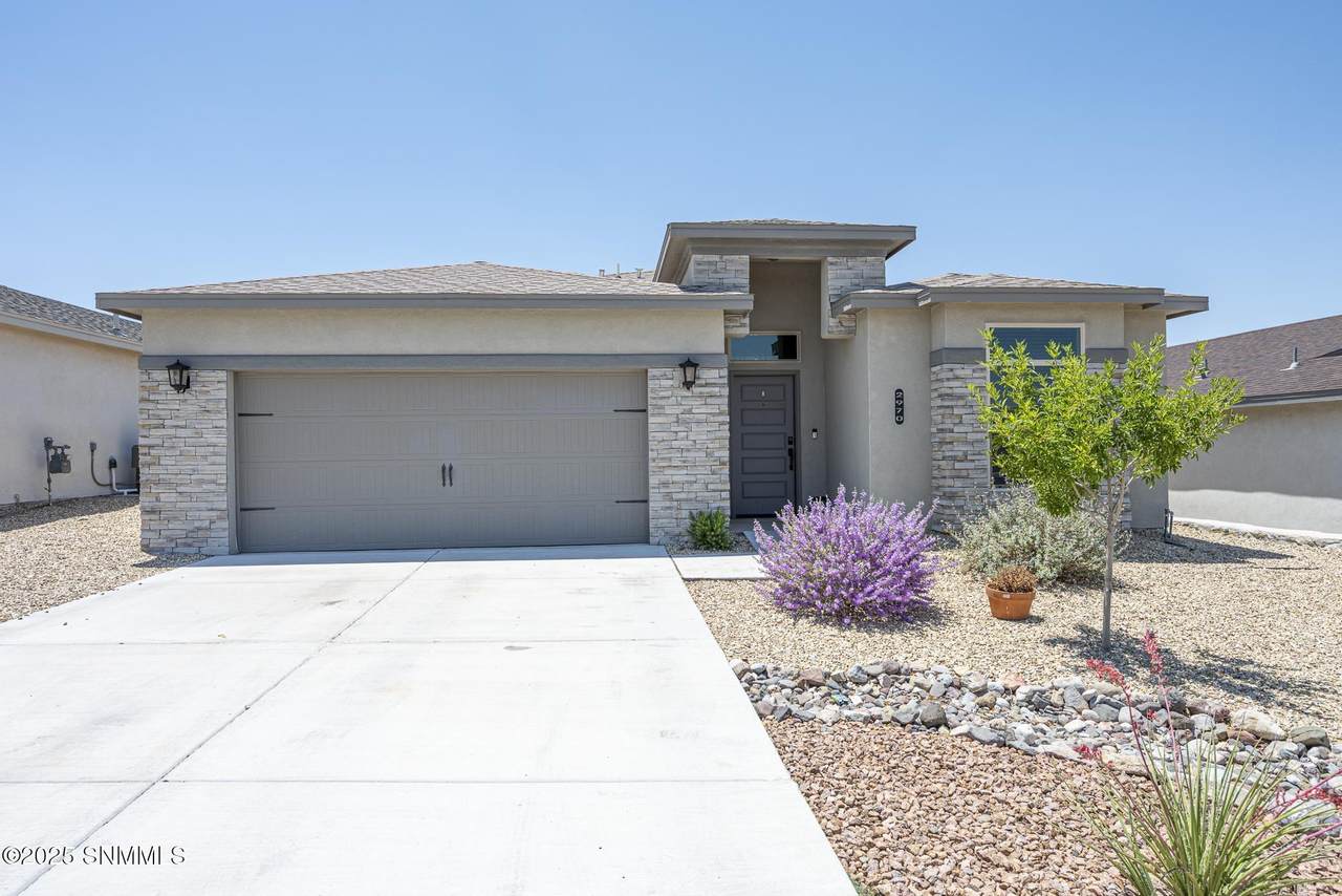 2970 St Charles Avenue - Photo 1