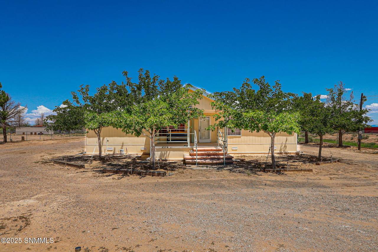 610 Golden Eagle Trail - Photo 1