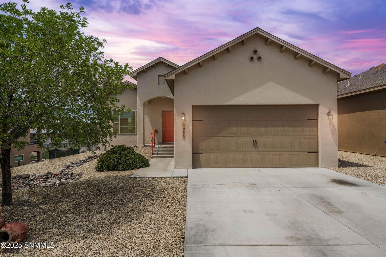 2993 Escenico Court - Photo 1