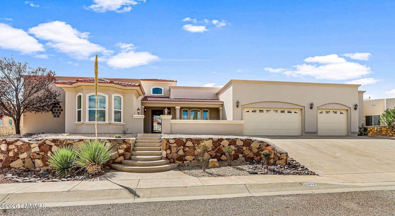 2892 Lookout Ridge Drive - Photo 1