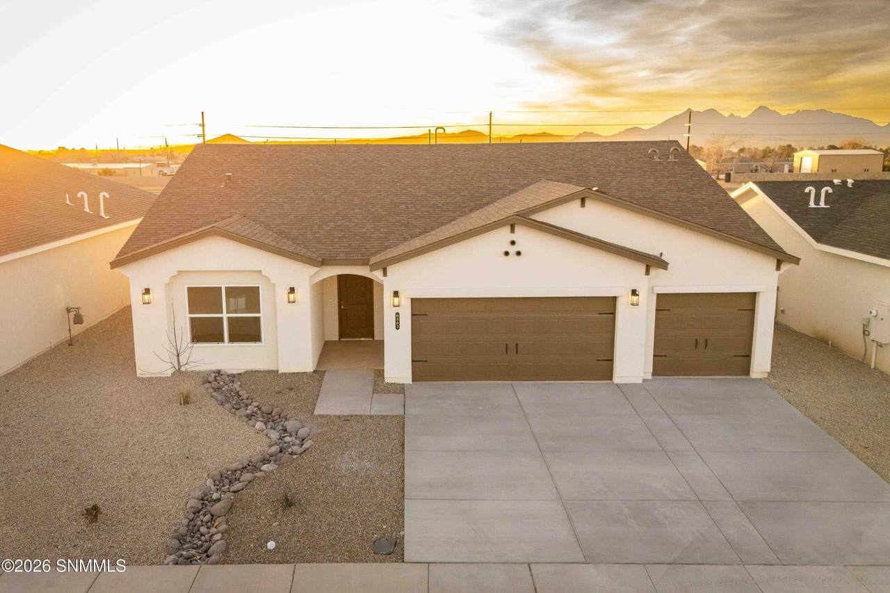 6563 Phoenix Street - Photo 1