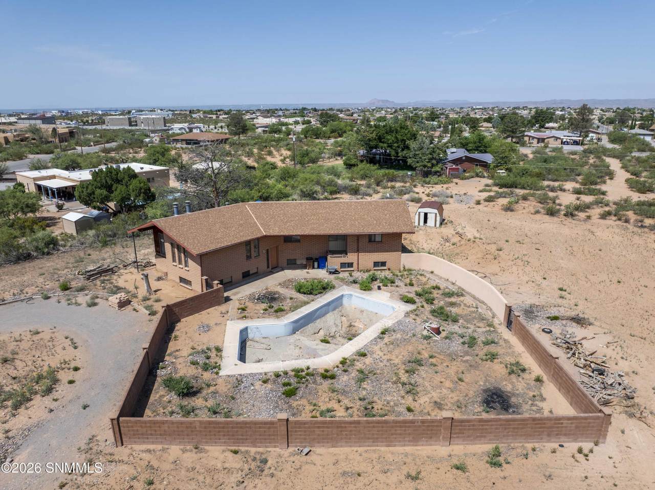 https://bt-photos.global.ssl.fastly.net/lascruces/1280_boomver_2_2503873-2.jpg