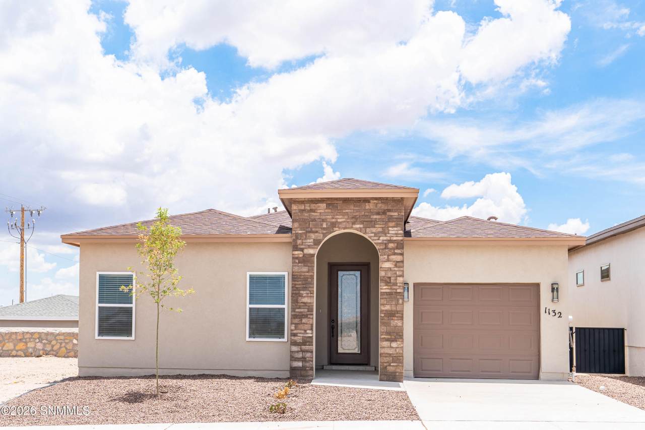 1132 Water Garden Court Court - Photo 1