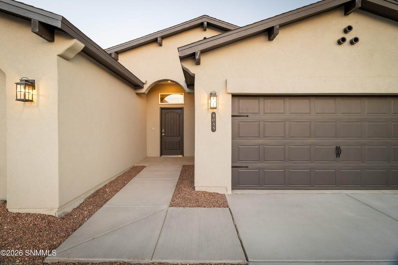 https://bt-photos.global.ssl.fastly.net/lascruces/1280_boomver_2_2601238-2.jpg
