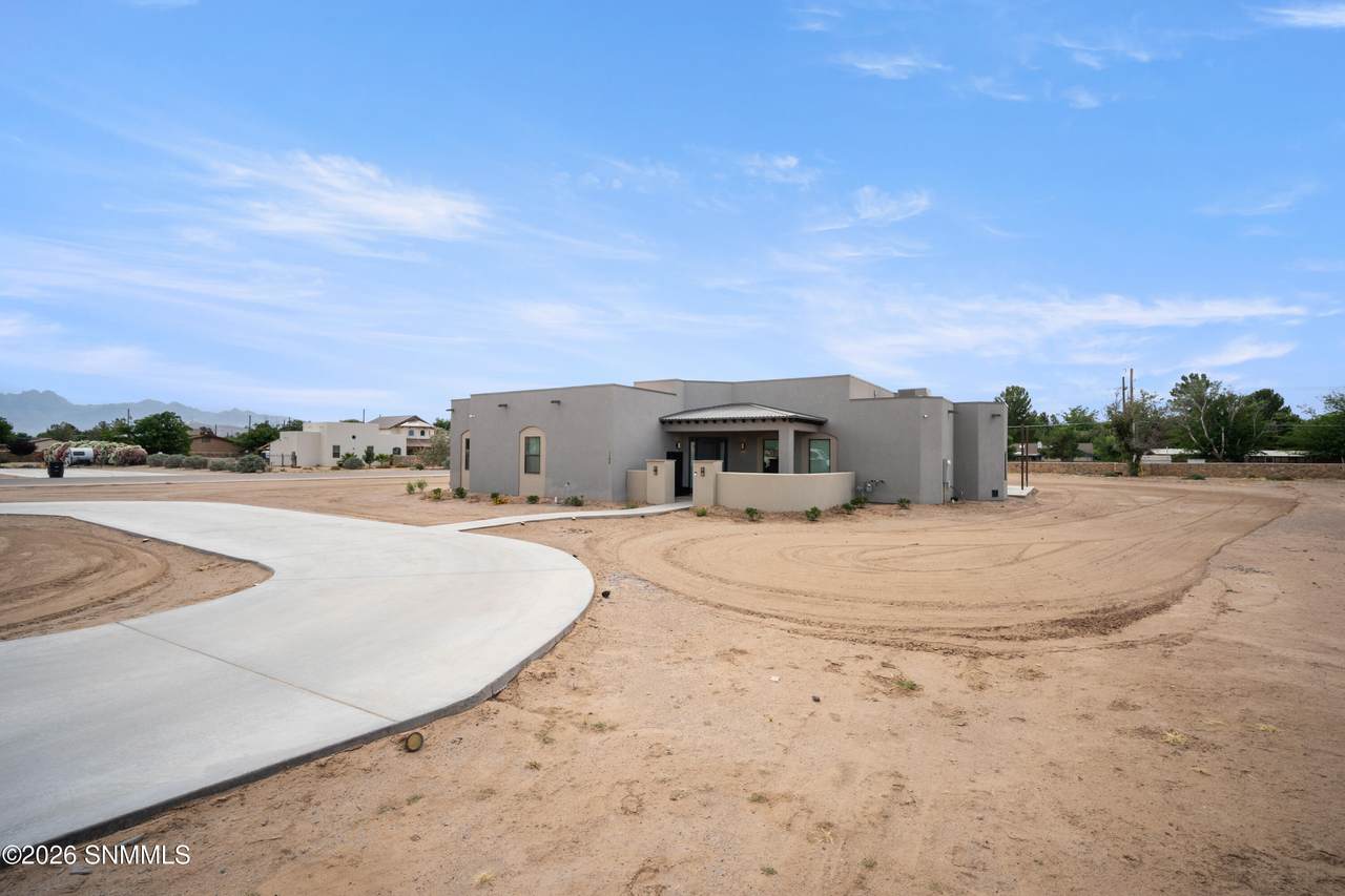 https://bt-photos.global.ssl.fastly.net/lascruces/1280_boomver_2_2601560-2.jpg