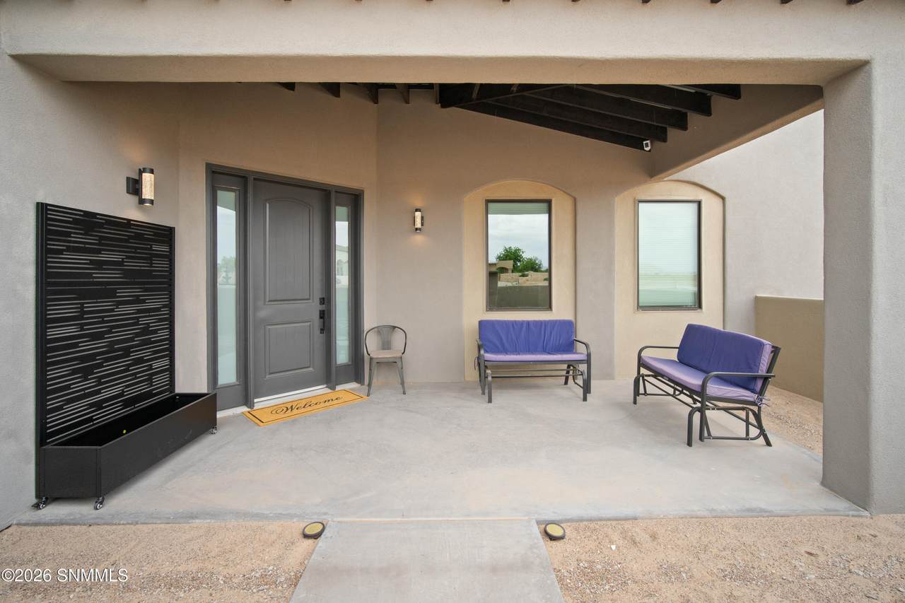 https://bt-photos.global.ssl.fastly.net/lascruces/1280_boomver_2_2601560-2.jpg
