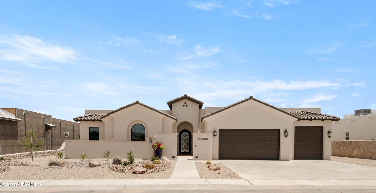 3848 Santa Catalina Loop - Photo 1