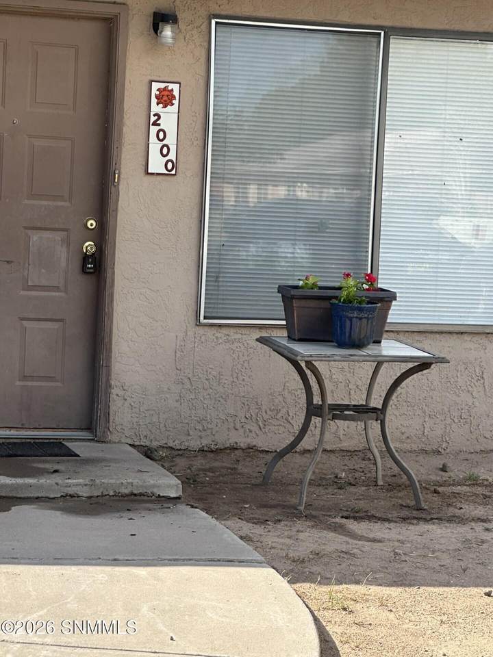 2000 Stanford Street - Photo 1