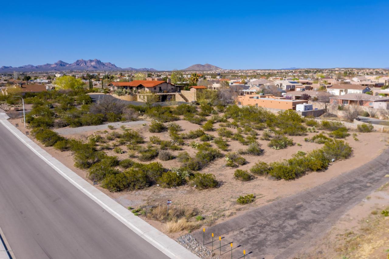 4020 Nemesh Drive - Photo 1