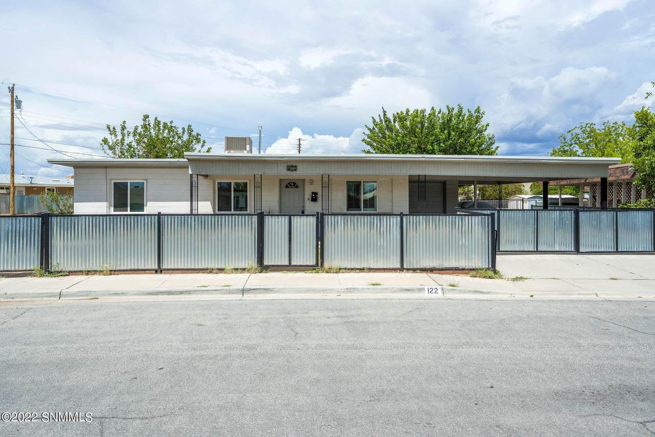122 Oxford Drive - Photo 1
