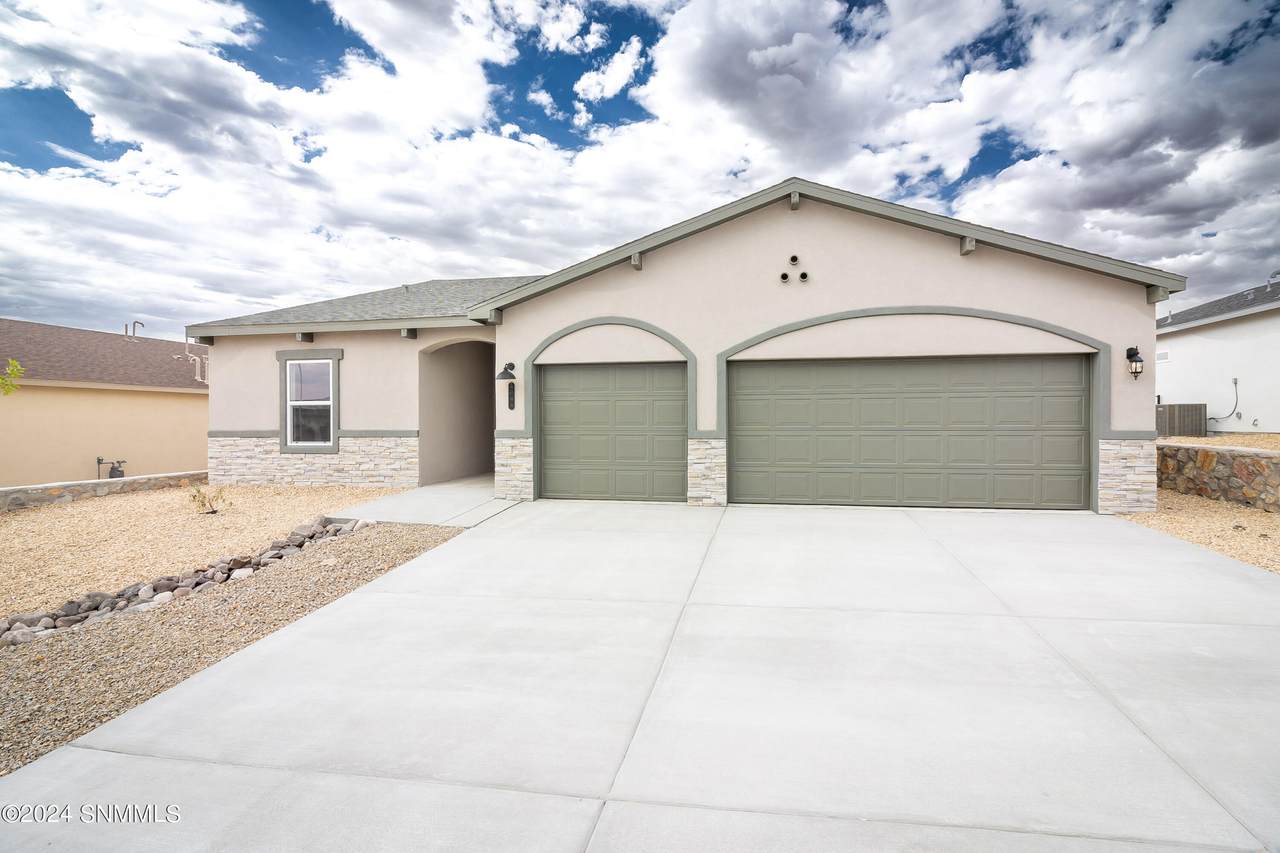 https://bt-photos.global.ssl.fastly.net/lascruces/1280_boomver_2_2401856-2.jpg