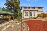 411 Broadway Street - Photo 68