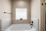 917 Bronze Hill Avenue - Photo 12