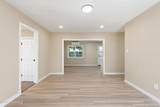1109 Dewey Lane - Photo 4