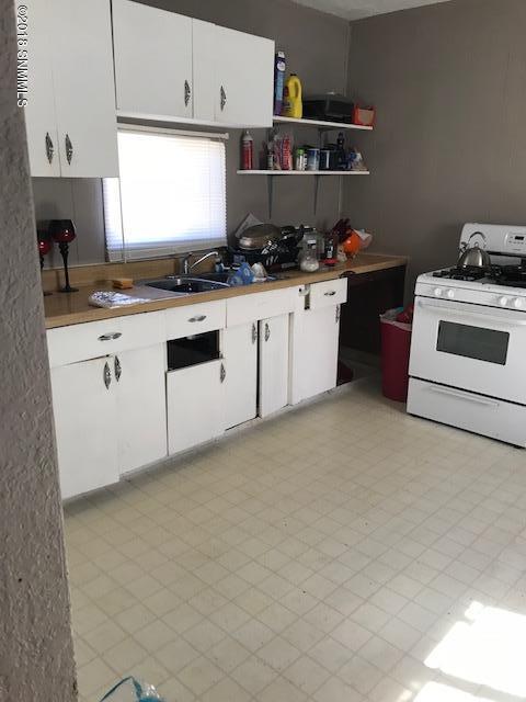 620 Ash Street - Photo 1
