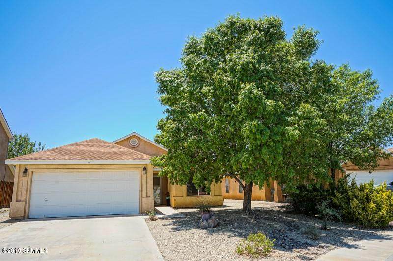 4892 Calle Bella Avenue - Photo 1