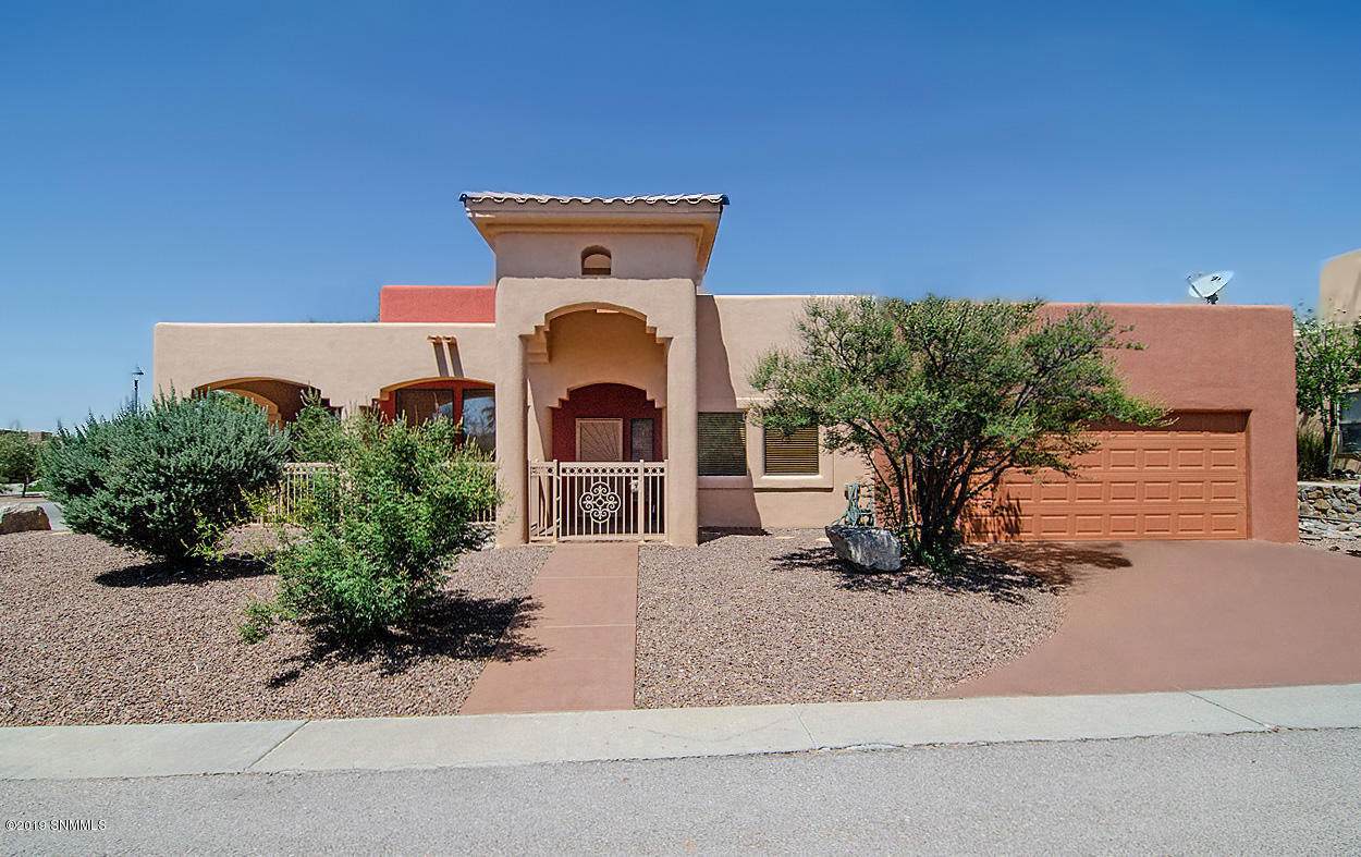 589 La Melodia Drive - Photo 1