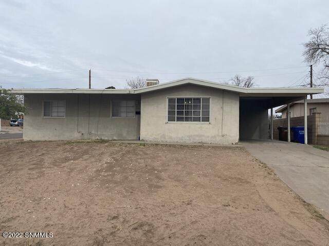 1401 Gladys Drive - Photo 1