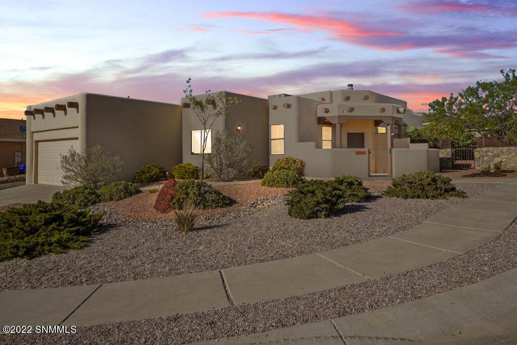 2523 Scenic Crest Loop - Photo 1