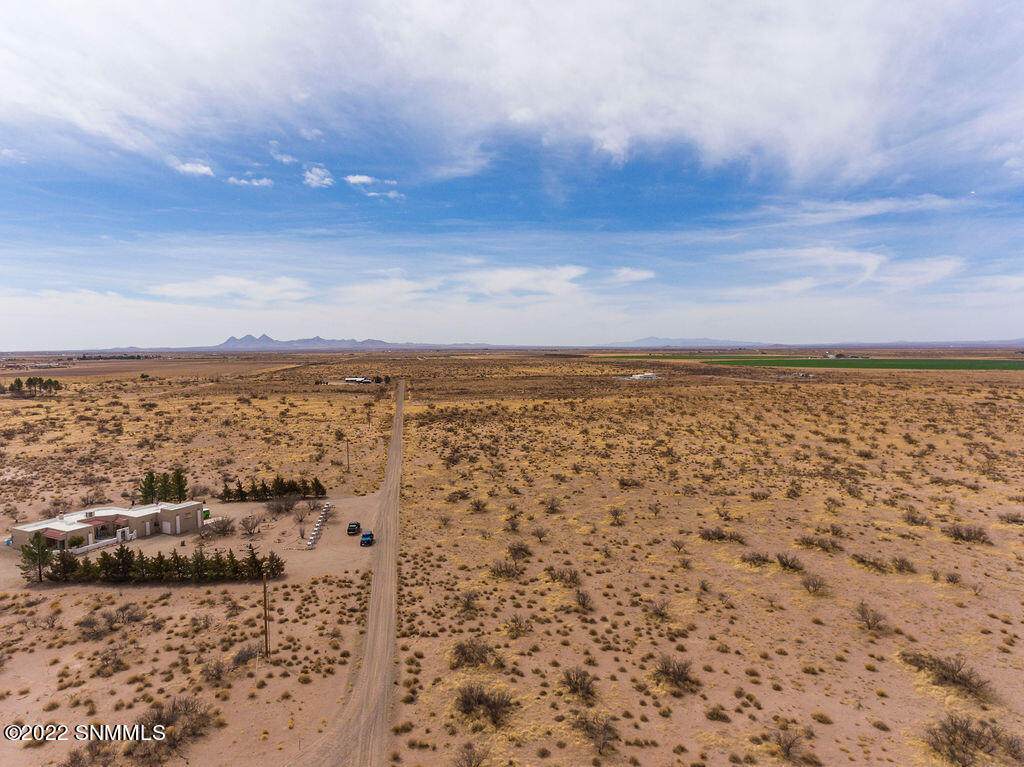 000 Western Skies Road - Photo 1