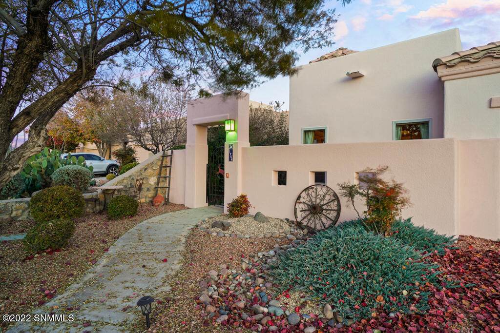 1754 Oro Piedras Drive - Photo 1