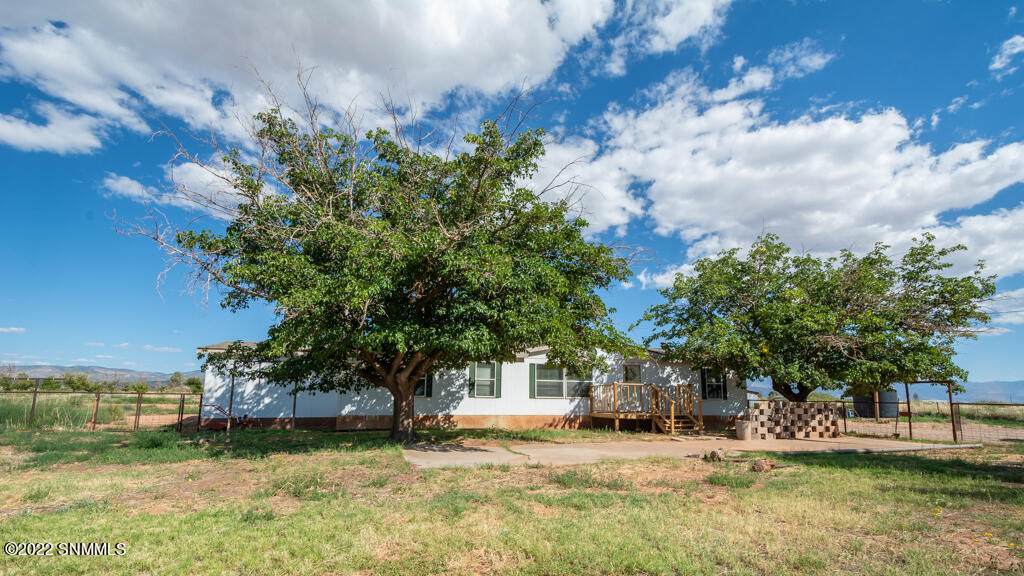 9 Willow Road - Photo 1