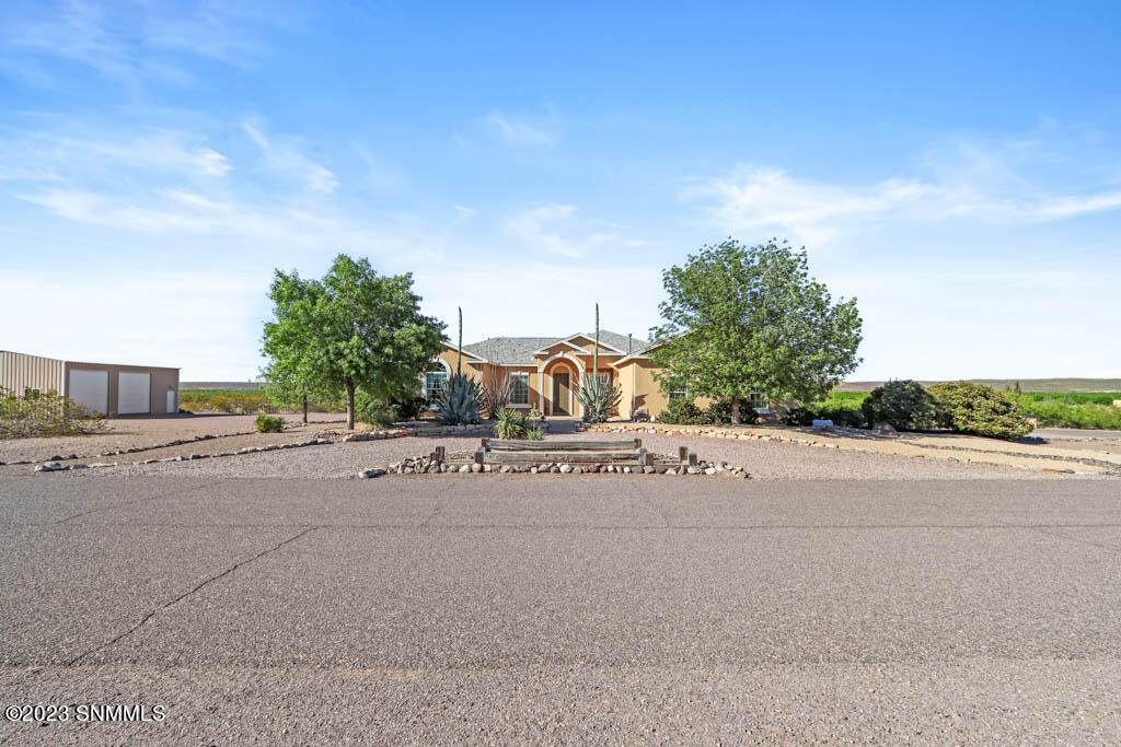 121 Edgewater Court, Rincon, NM 87940 (MLS 2301216) Better Homes