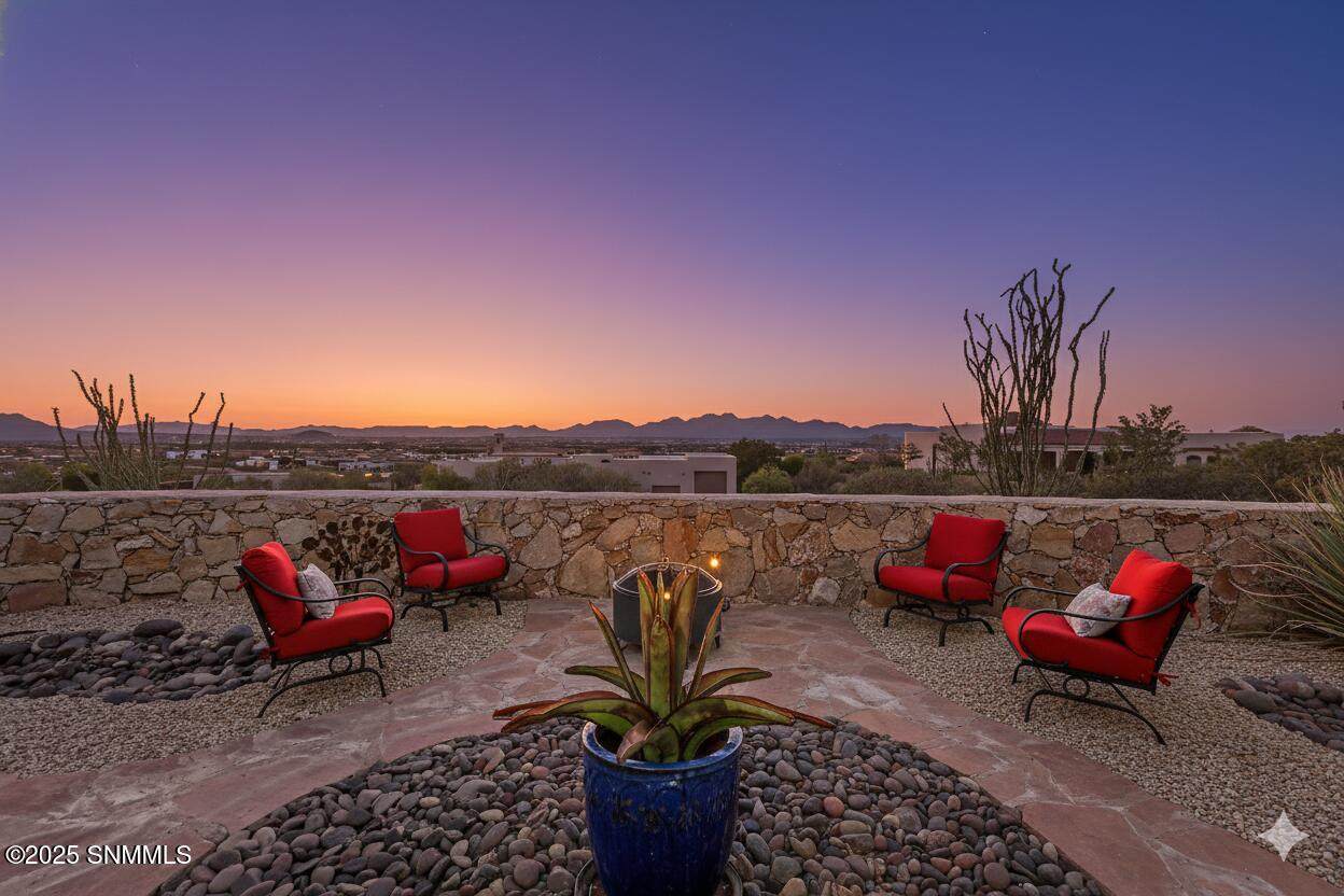 https://bt-photos.global.ssl.fastly.net/lascruces/1280_boomver_1_2601234-2.jpg