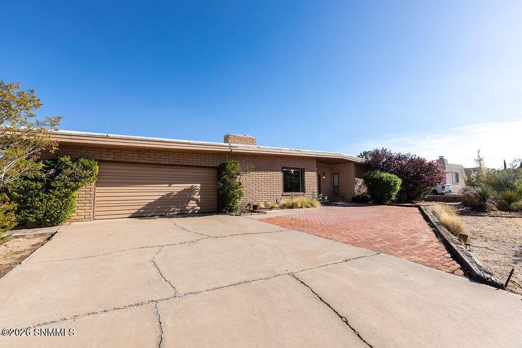 1480 Vista Del Valle - Photo 1