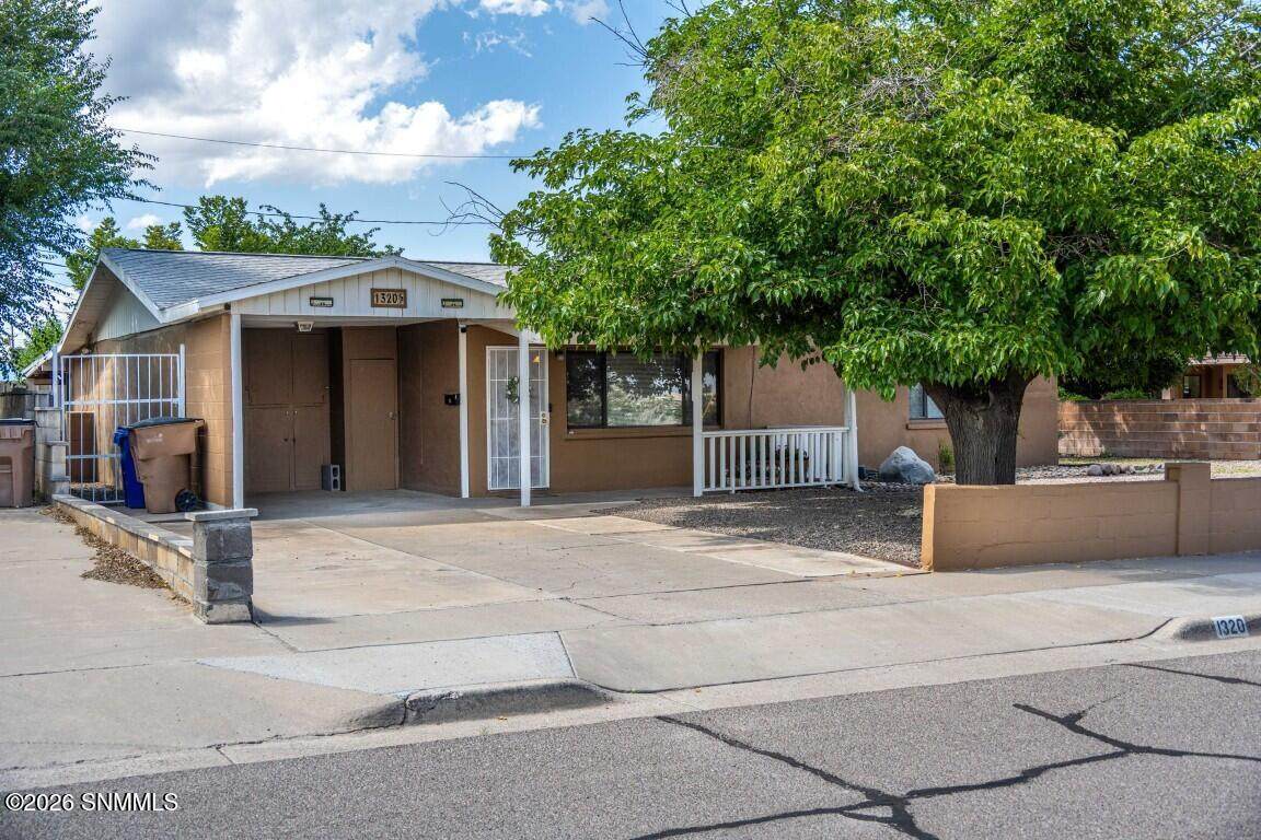 1320 Milton - Photo 1
