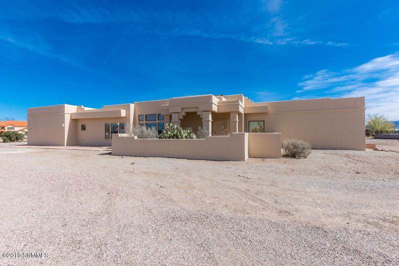 3835 Valdes Road - Photo 1