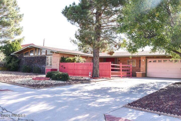 1016 Avondale Drive - Photo 1