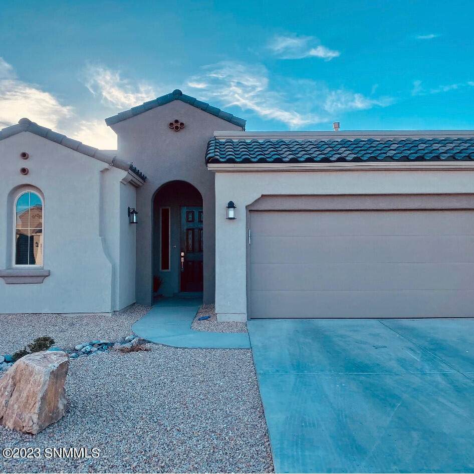 6833 Cassini Avenue - Photo 1