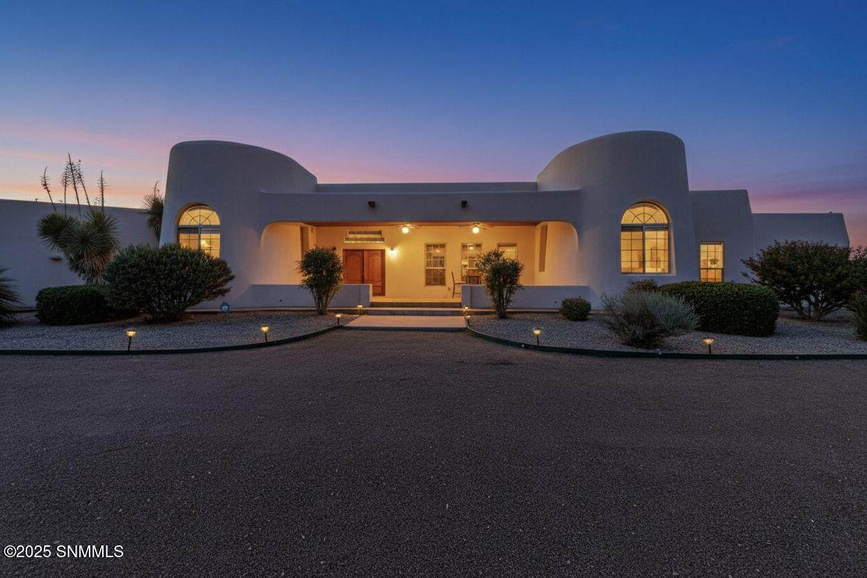 3640 Majestic View - Photo 1