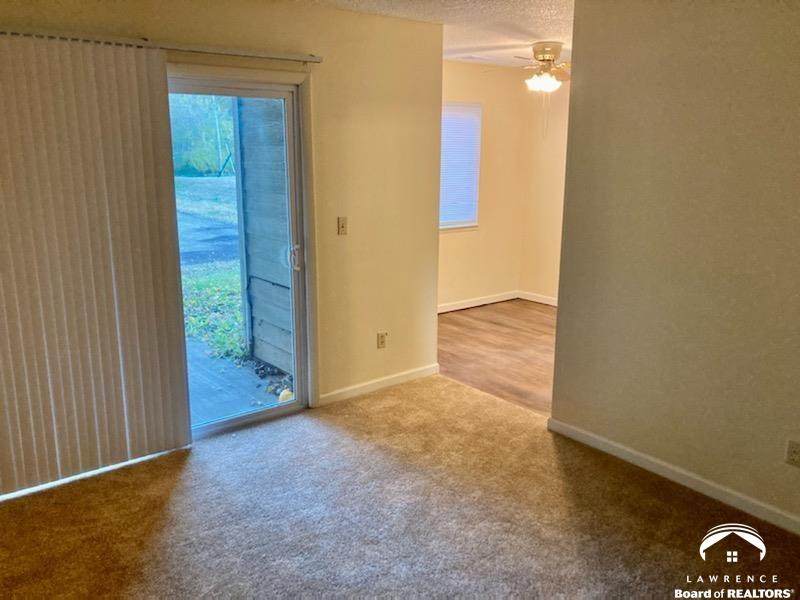 255 Michigan - Photo 1