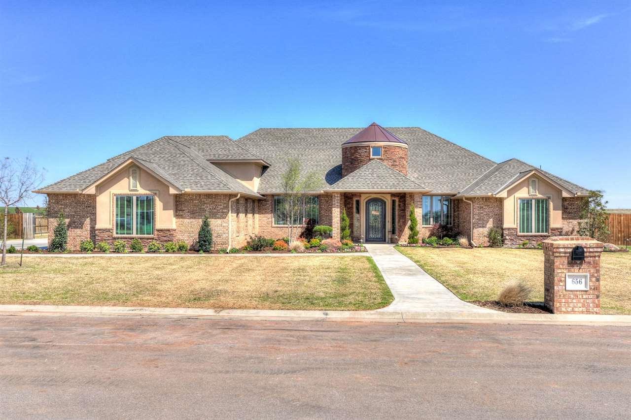 656 Eden Pl - Photo 1