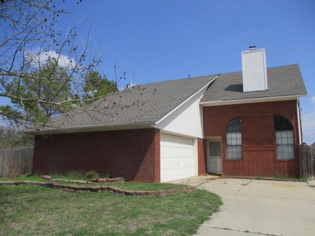 3036 Stratford Cir - Photo 1