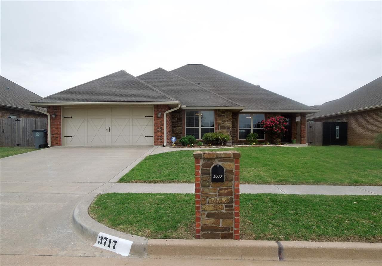 3717 Fieldcrest Dr - Photo 1