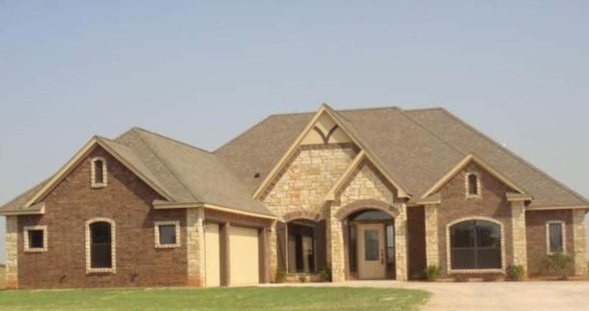 341 Sanders Dr - Photo 1